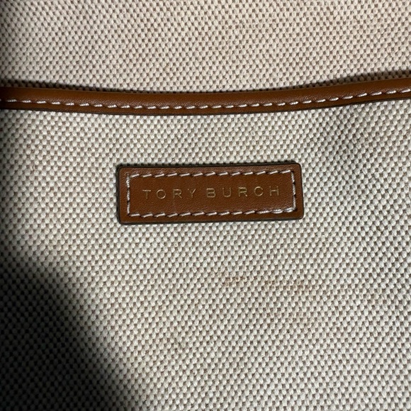 Tory Burch Tan and Cream Satchel w/Crossbody Strap NWOT - Picture 4 of 10